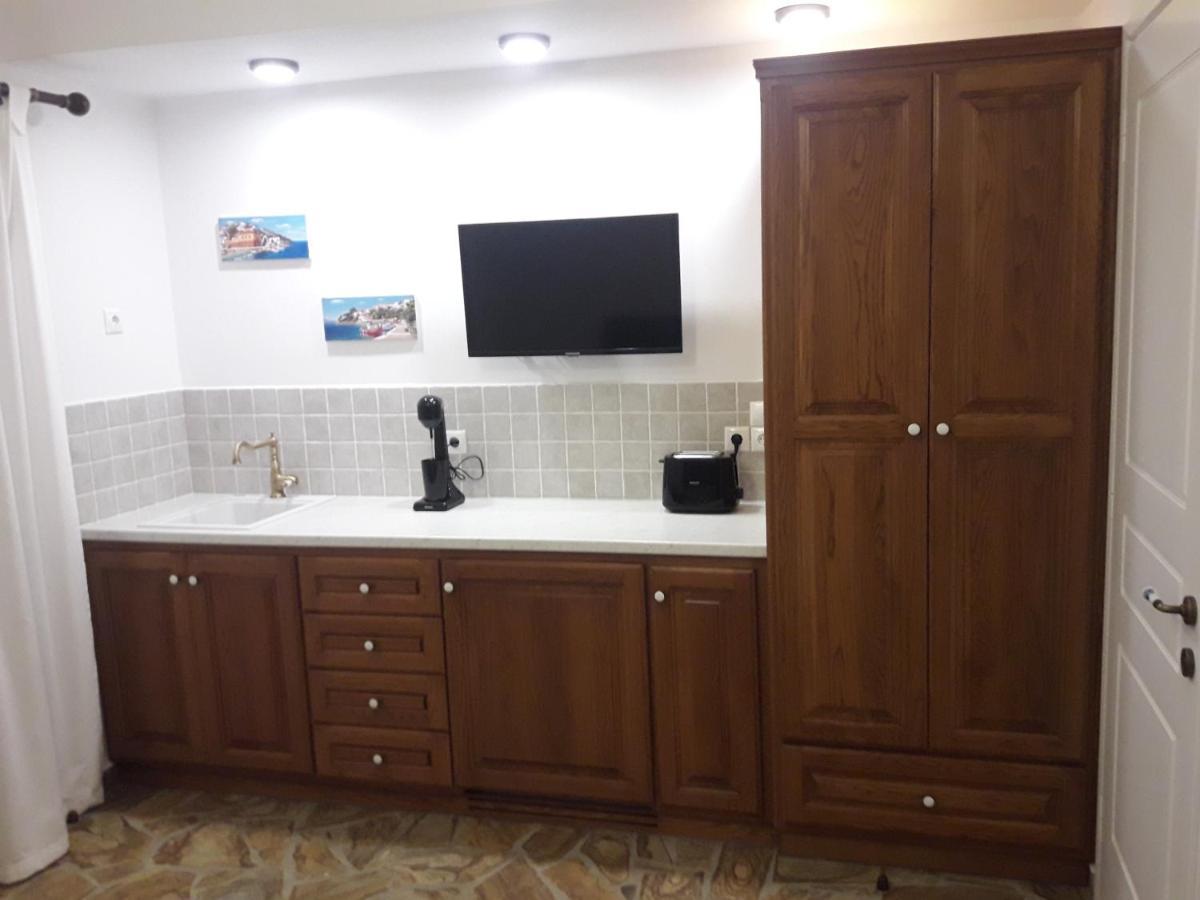 Villa Almyra Αίγινα Εξωτερικό φωτογραφία